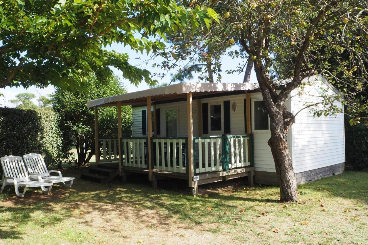 Hotel Camping Le Puits de l'Auture à Saint-Palais-sur-Mer Extérieur photo